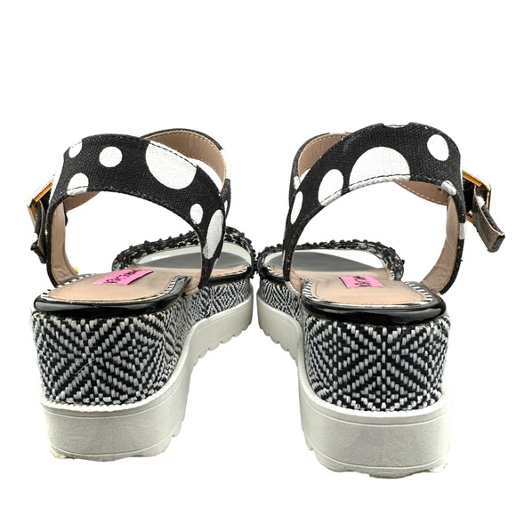 Betsey Johnson Shoes Womens 8 Platform Sandals Open Toe Buckle Strap - Picture 4 of 11